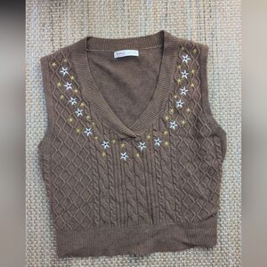 Cropped Sweater Vest